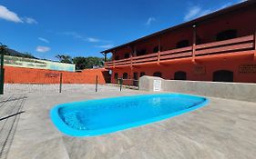 0001.03 - Maranduba - Apto - 2 Dormitório-Ar condicionado - 8 Pessoas - 2 Quadras Do Mar - Piscina - Wi-Fi (Excursão 96 Pessoas)